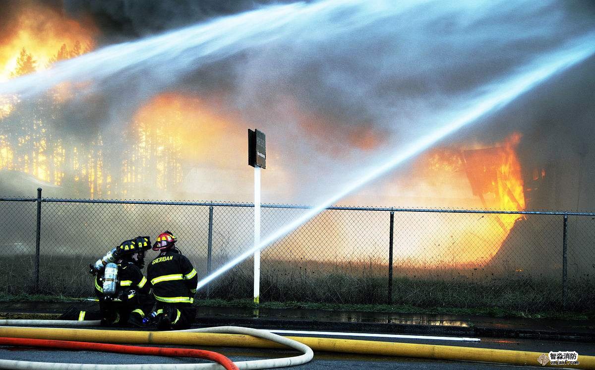 電器火災(zāi)：多檢查線(xiàn)路